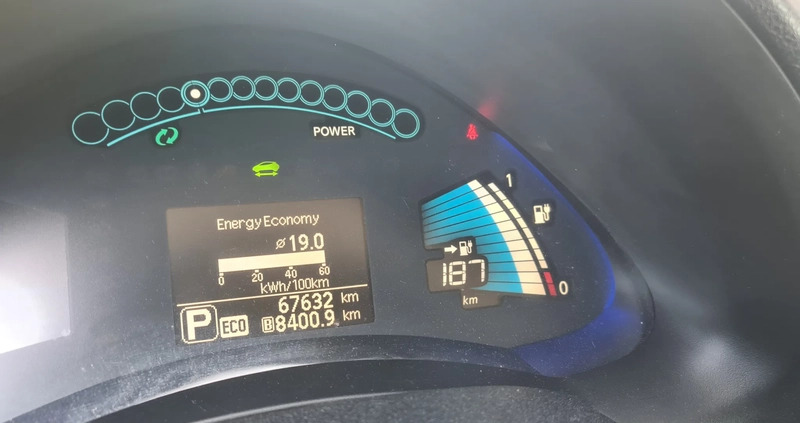 Nissan Leaf cena 42900 przebieg: 67000, rok produkcji 2016 z Kielce małe 46